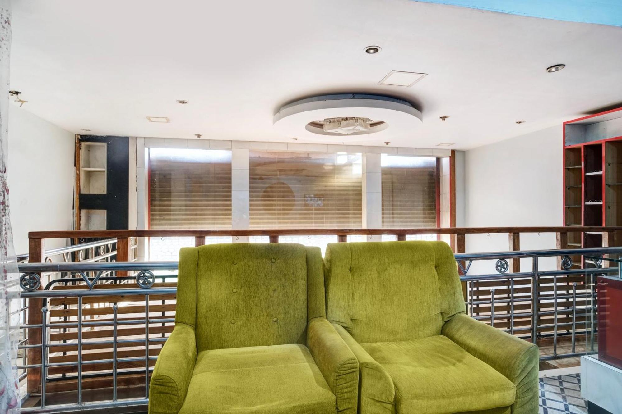 Hotel O Noonmati Guwahati Formerly Hotel Sundari Nunmati エクステリア 写真